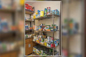 FoodPantry1130_web1