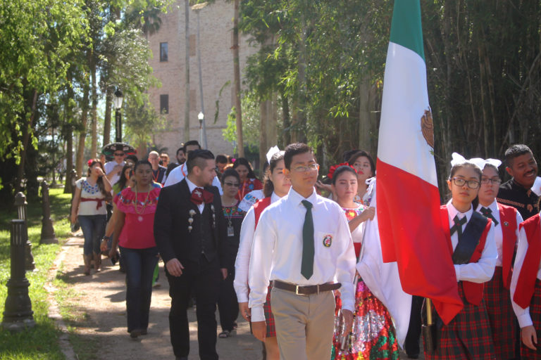 ParadeUTRGV0227_web4