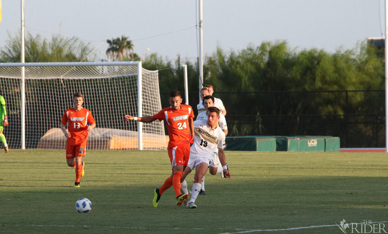 MensSoccer_0903WEB