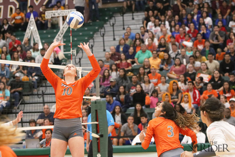 volley_0914web