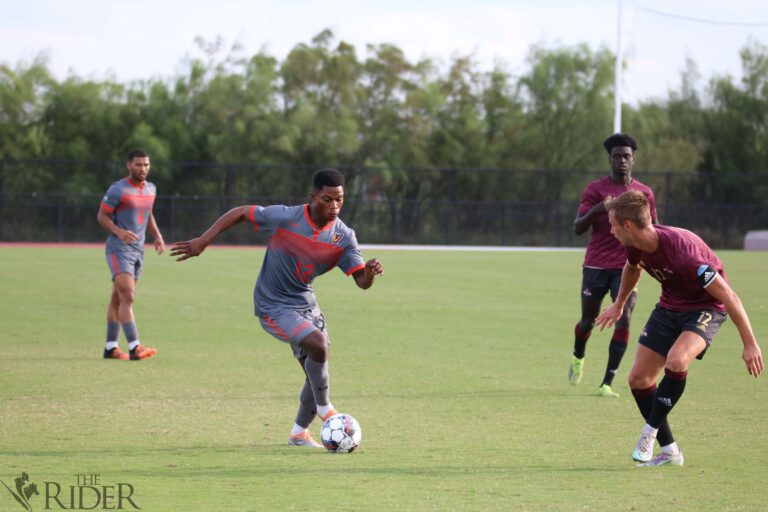 Soccercut0901OL3