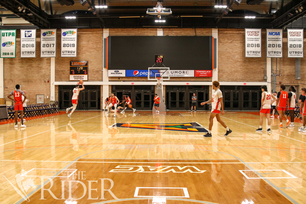 BasketballCut1031-OL-LT-3 BasketballCut1031-OL-LT-3