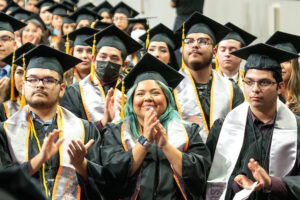 Commencementcut0403_OL3