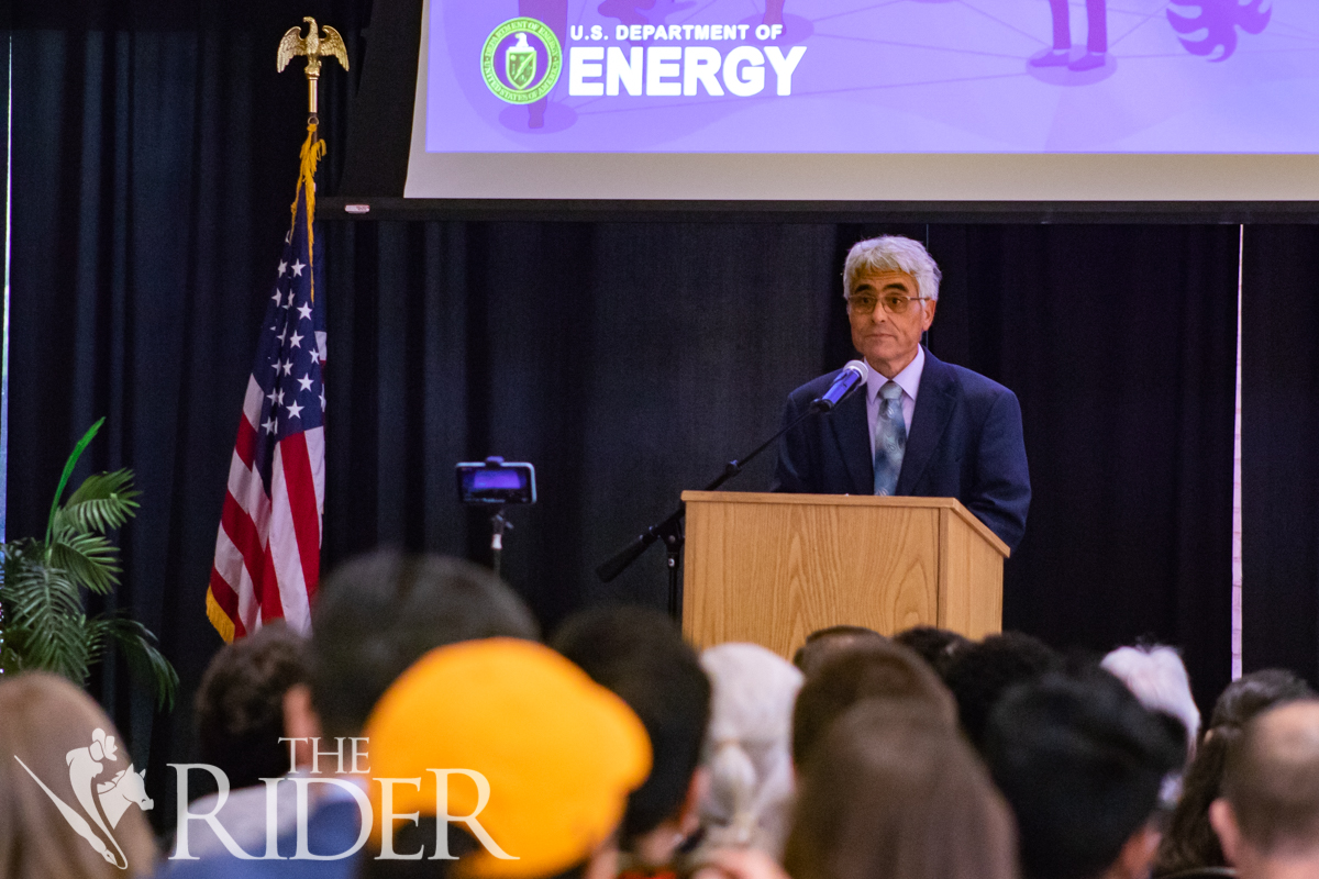 SpeakerCut0417-L-OL-3