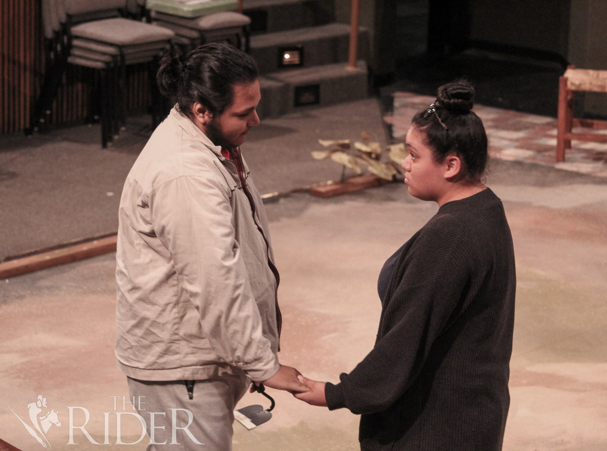 TheatreCut0417_OL4 TheatreCut0417_OL4