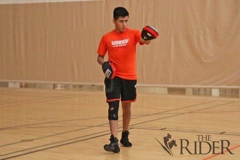 Athletecut1002-1