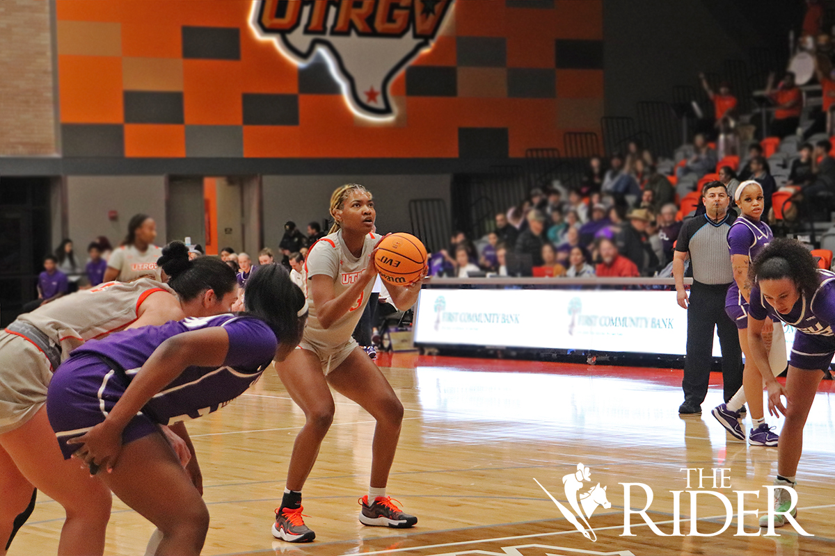 WBasketballcut0304 5 WBasketballcut0304 5