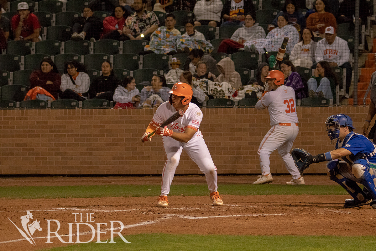 Wedbaseballcut0304_OL