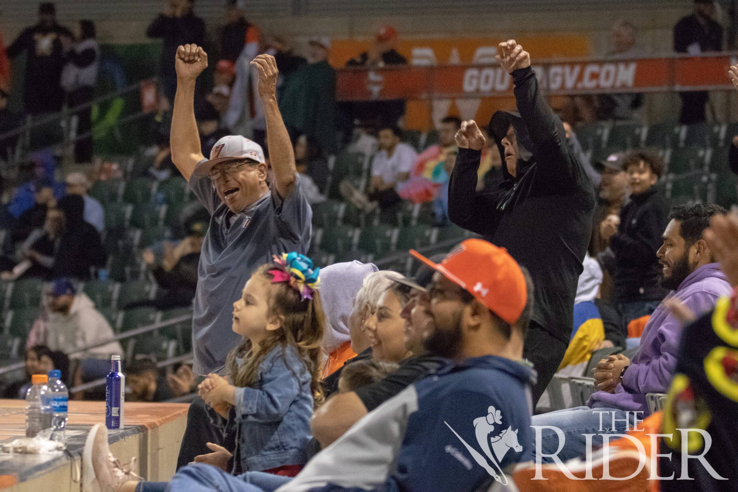 Wedbaseballcut0304_OL_5