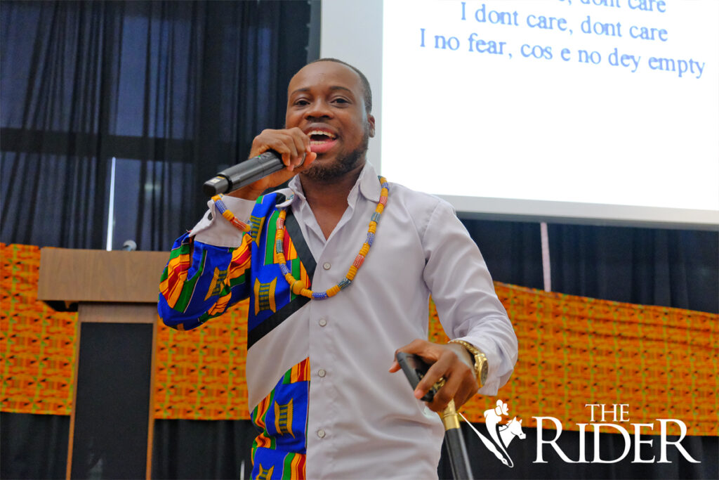 BrandGeniuz CEO Yaw Sam sings karaoke during the ASA Fall Social 2024 Saturday in the University Ballroom on the Edinburg campus. Angel Ballesteros/THE RIDER