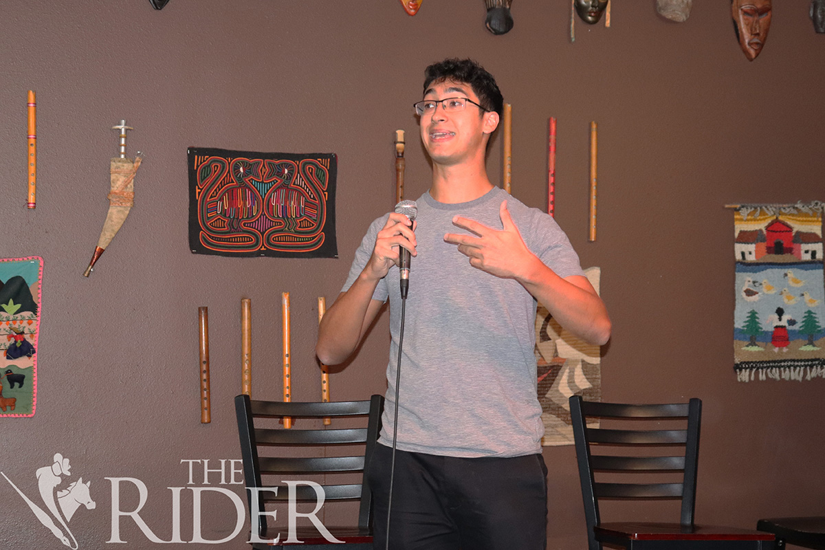 IMG_7243 William Brown, founder and CEO of Embedded, talks about failures, successes and gives advice during The Failure Institute’s event Aug. 30 at El Hueso de Fraile in Brownsville. His product is an embedded patient monitoring system, a bed sheet embedded with NASA sensors for vital sign checkups. Silvana Villarreal/THE RIDER