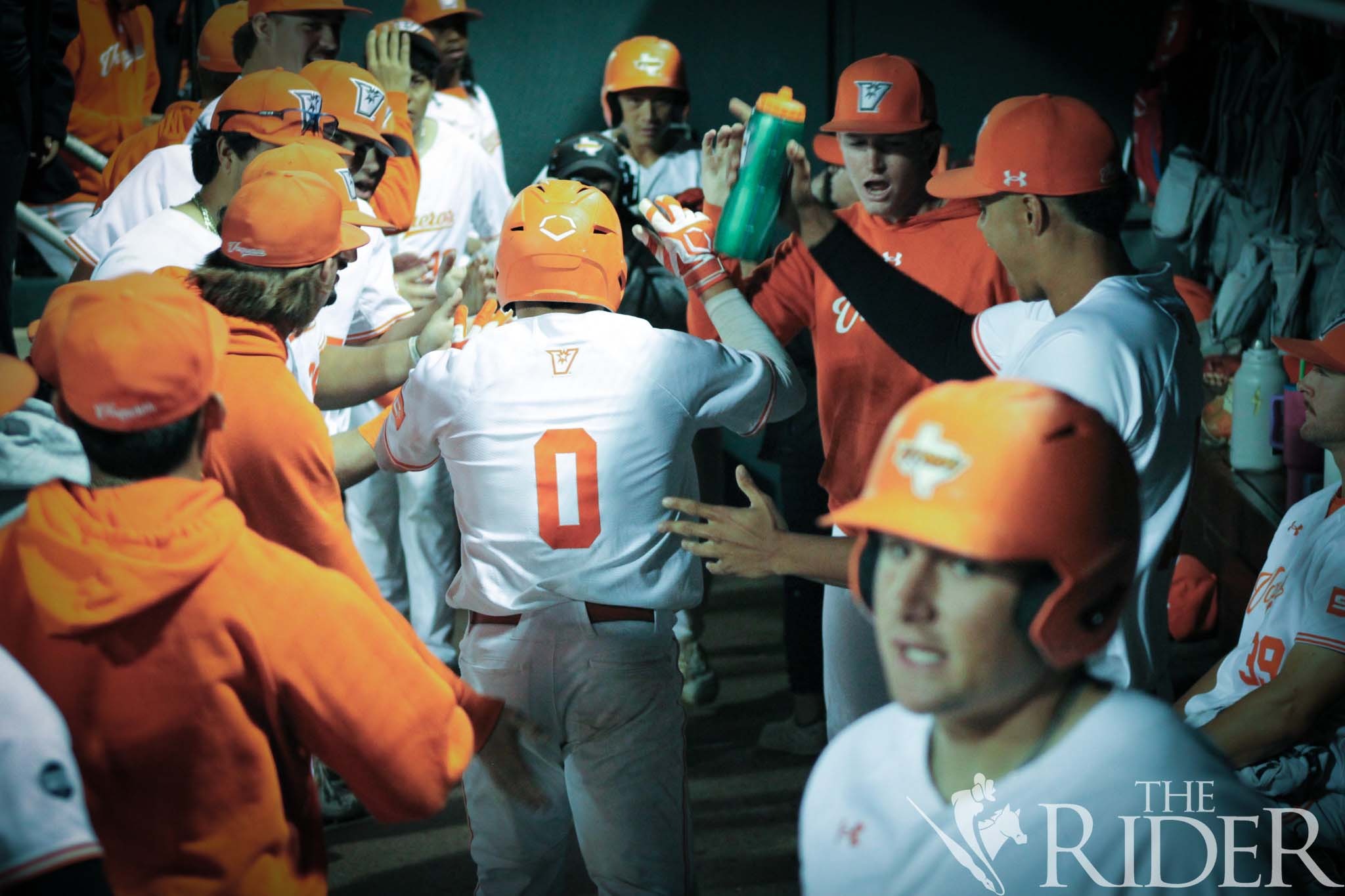Vaqueros clinch SLC spot after caging Cardinals in series opener