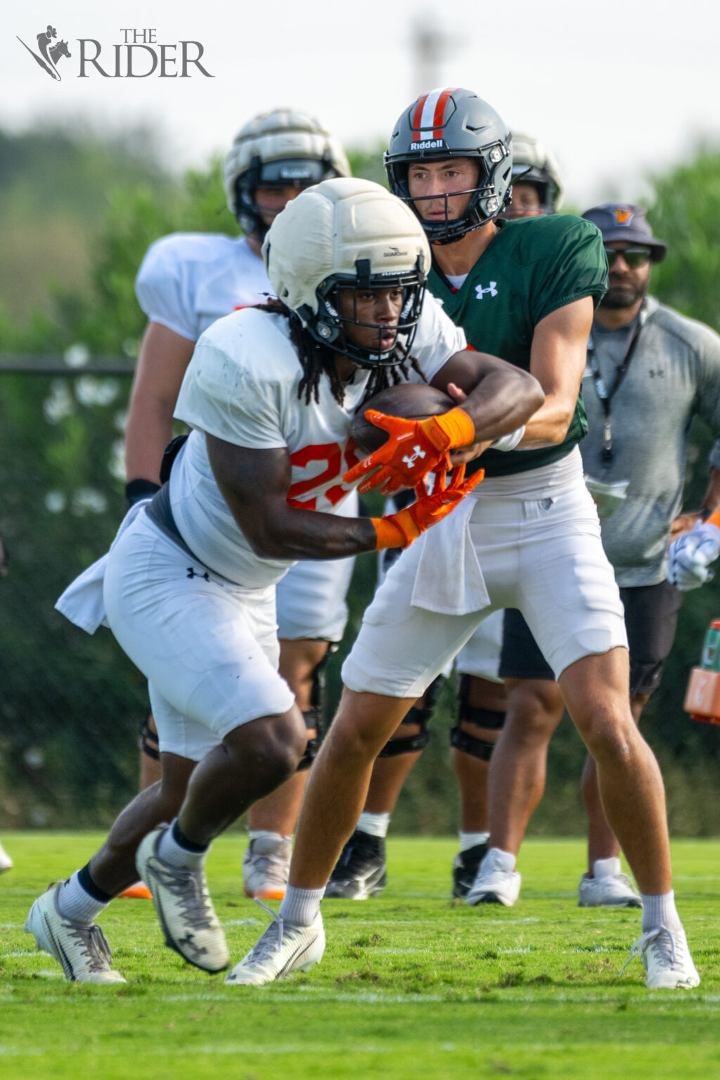 Baby Rider Instergram Vaqueros seek changes to keep up with the season - The Rider Newspaper